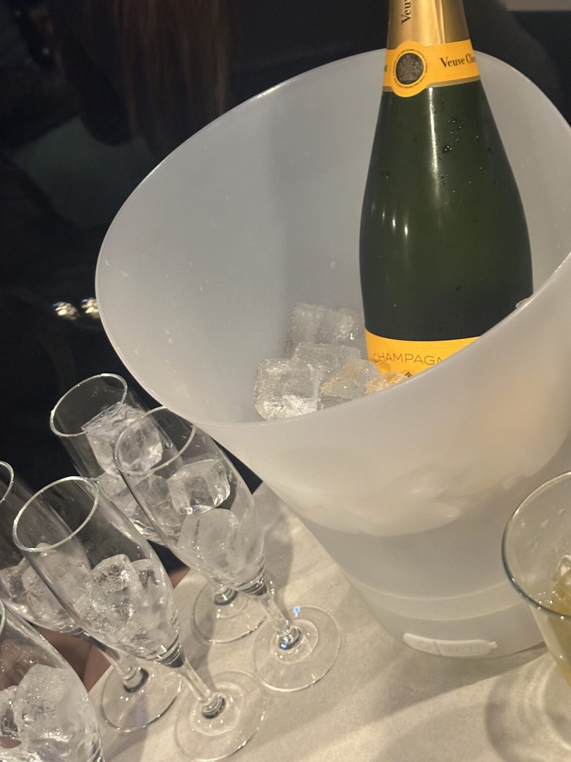 🥂💛 - 新橋 スナック TERESA テレサ